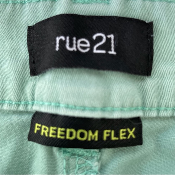 Light green-High waist Jegging. - Picture 4 of 4